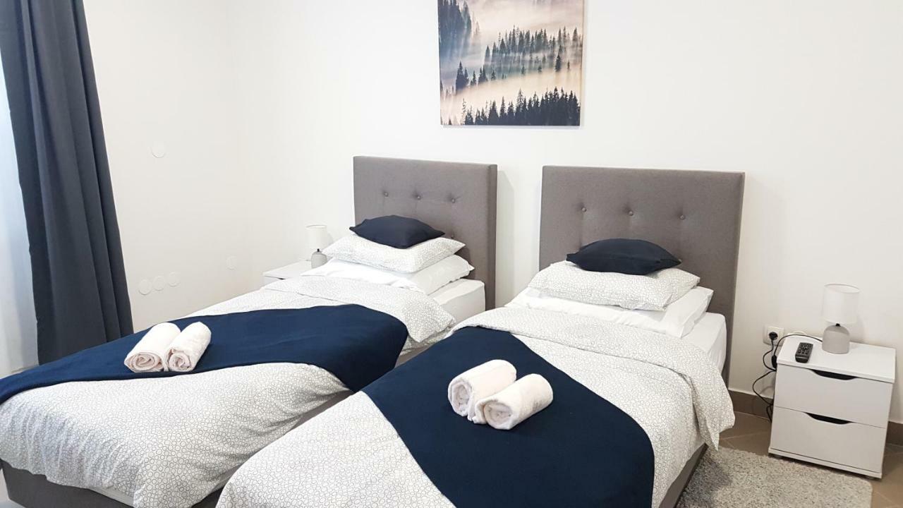 Marko Airport Rooms فيليكا غوغيتْسا المظهر الخارجي الصورة