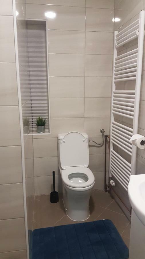 Marko Airport Rooms فيليكا غوغيتْسا المظهر الخارجي الصورة
