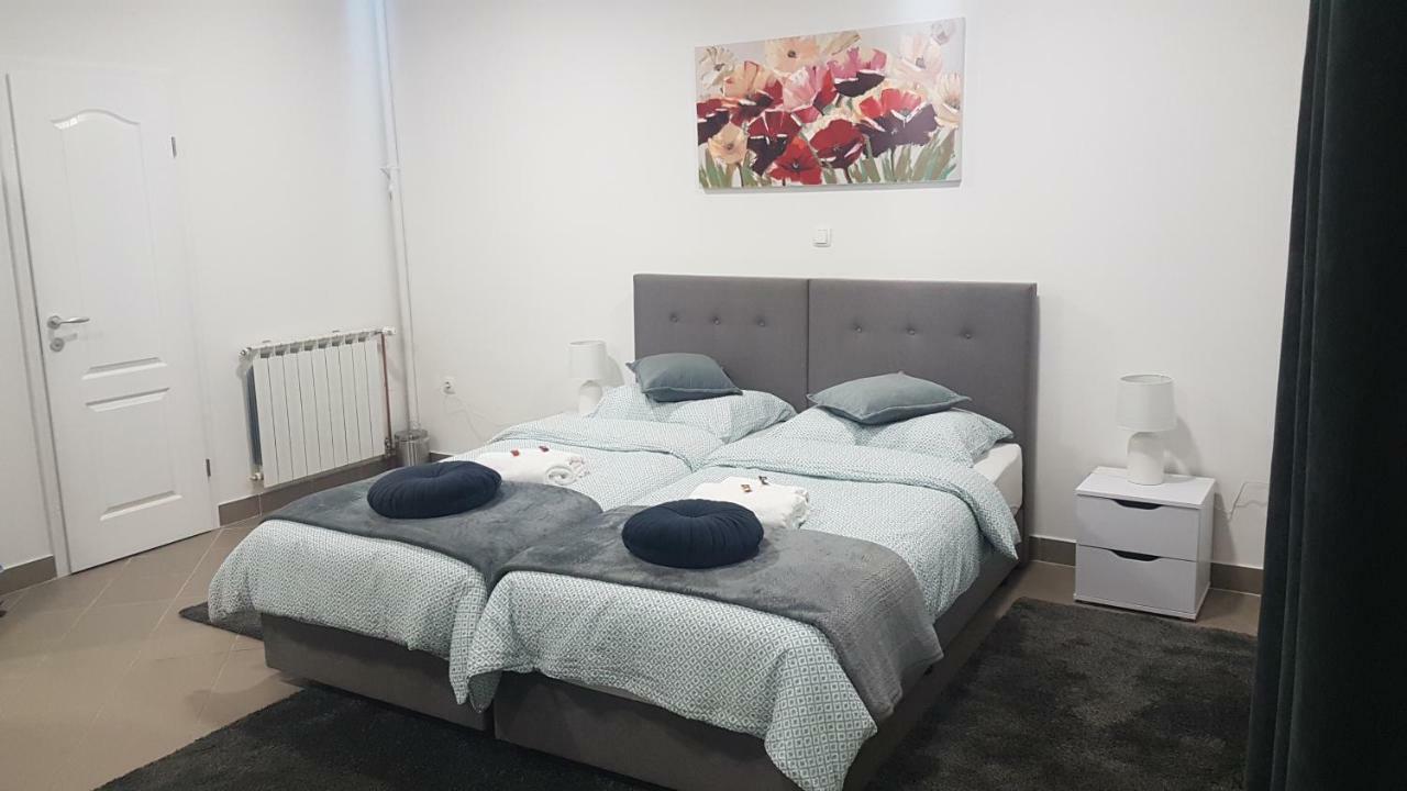Marko Airport Rooms فيليكا غوغيتْسا المظهر الخارجي الصورة
